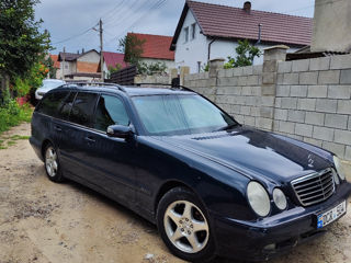 Mercedes E-Class foto 10