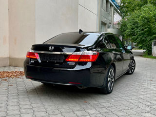 Honda Accord фото 3