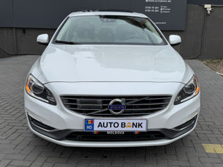 Volvo S60 foto 2