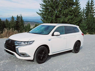 Mitsubishi Outlander foto 4