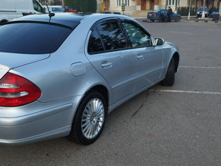 Mercedes E-Class foto 5