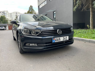 Volkswagen Passat foto 1