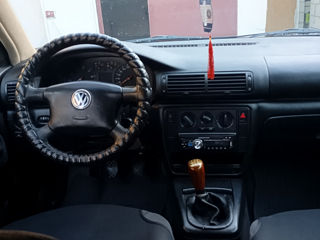 Volkswagen Passat foto 7