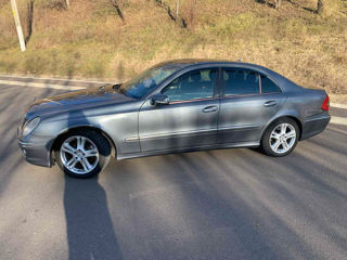 Mercedes E-Class foto 3