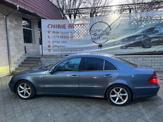 Mercedes E-Class foto 3