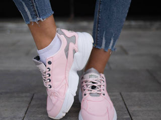 Adidas Falcon Poze reale foto 2