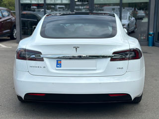 Tesla Model S foto 6