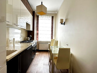 Apartament cu 2 camere, 96 m², Centru, Chișinău foto 8