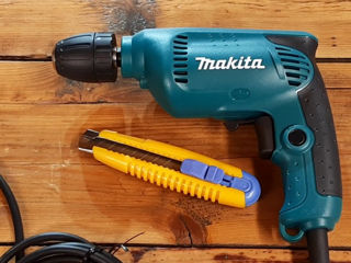 Качественная дрель Makita 450W