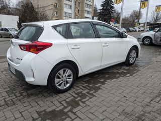 Toyota Auris foto 3