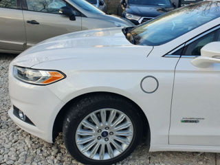 Ford Fusion foto 5