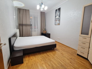 Apartament cu 3 camere, 70 m², Centru, Chișinău foto 6