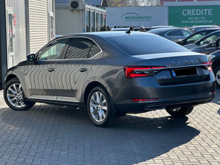 Skoda Superb foto 4