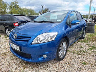 Toyota Auris foto 2