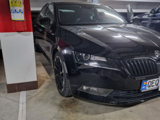 Skoda Superb foto 2