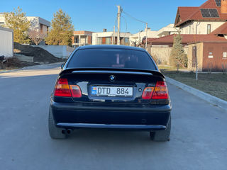 BMW 3 Series foto 6