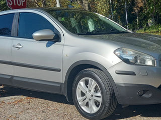 Nissan Qashqai foto 4