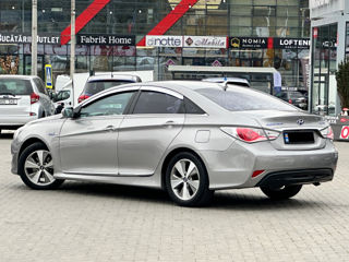 Hyundai Sonata foto 5