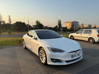 Tesla Model S, 2016