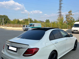 Mercedes E-Class foto 3