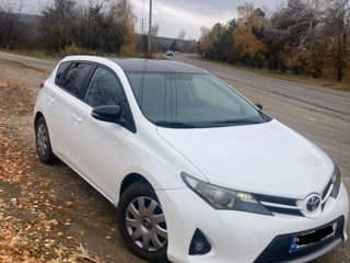 Toyota Auris foto 2