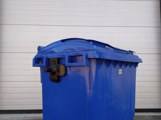 Оцинкованные и пластиковые контейнеры / мусорные баки / урны . foto 19