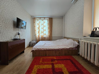 Apartament cu 2 camere, 44 m², Centru, Chișinău foto 4