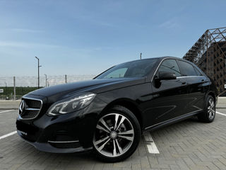 Mercedes E-Class foto 2