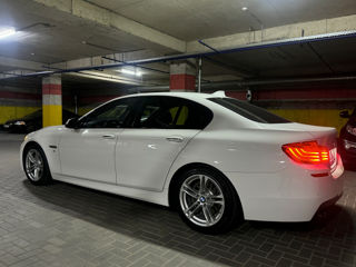 BMW 5 Series foto 5