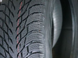 Nokian Hakkapeliitta R3 SUV 235/60 R18 107R XL foto 2