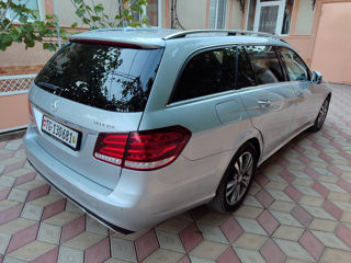 Mercedes E-Class foto 4