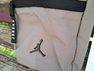 Borseta Jordan foto 2