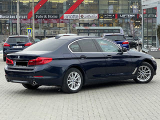 BMW 5 Series foto 4