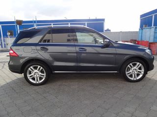 Mercedes ML Class foto 8