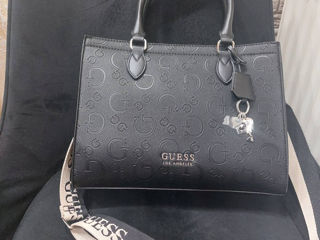 Guess noua