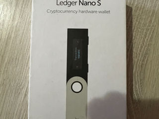 Ledger Nano S in stare buna! foto 2