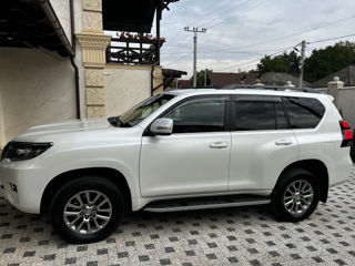 Toyota Land Cruiser Prado foto 6