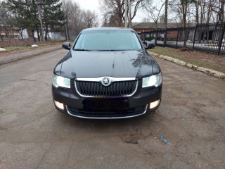 Skoda Superb foto 1