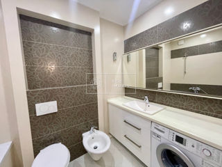 Apartament cu 2 camere, 100 m², Centru, Chișinău foto 13