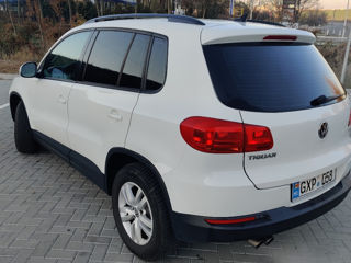 Volkswagen Tiguan foto 3