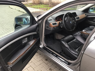 BMW 7 Series foto 10