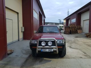 Toyota 4-Runner foto 2