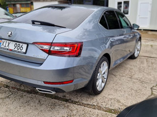 Skoda Superb foto 5