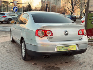 Volkswagen Passat foto 6