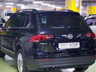 Volkswagen Tiguan foto 2