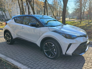 Toyota C-HR foto 3