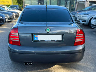 Skoda Superb foto 5