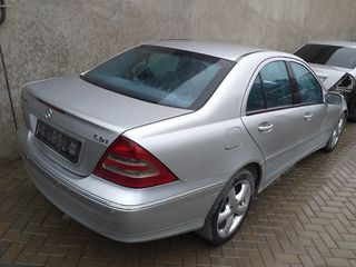 Piese Mercedes-Benz W203 2.2 Cdi Anii 2000 - 2006 foto 7