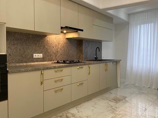 Lev Tolstoi , apartament cu 3 camere / 120 m2 foto 6