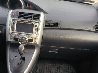 Toyota Verso foto 9